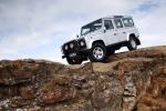 Land Rover Defender 2006 года
